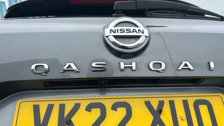 Nissan Qashqai 1.3 DiG-T MH N-Connecta 5dr Petrol Hatchback